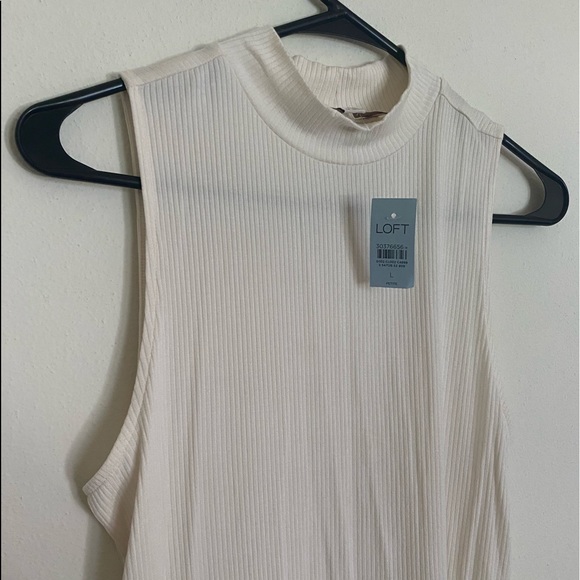 LOFT Petite Ribbed Mock Neck Tank - Picture 3 of 4
